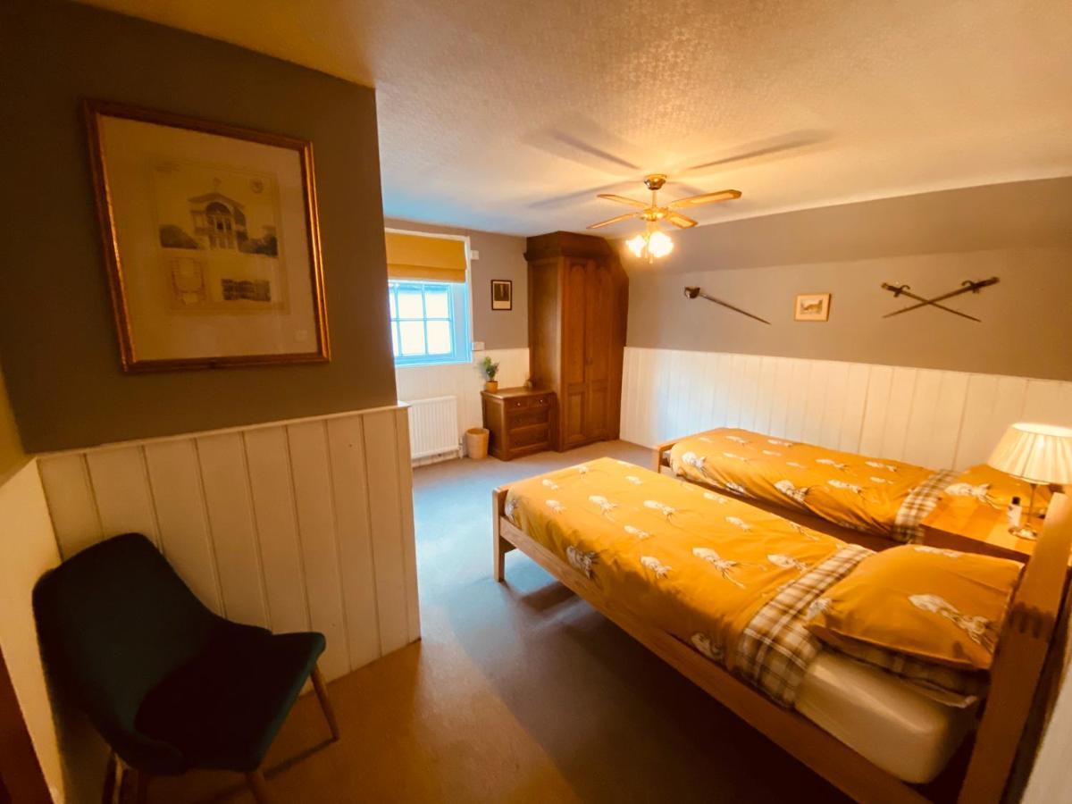 The Swan Inn Midhurst Kamer foto