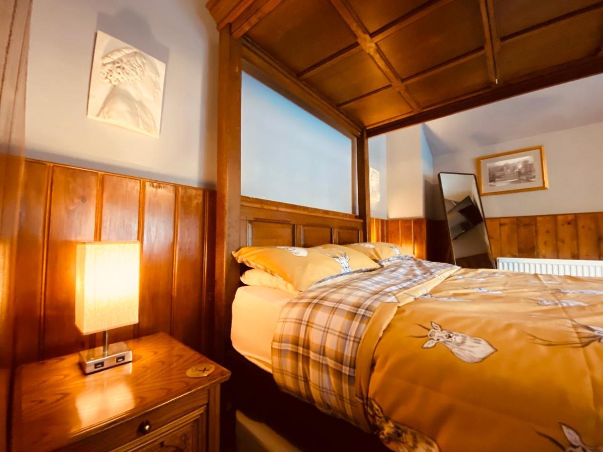 The Swan Inn Midhurst Kamer foto